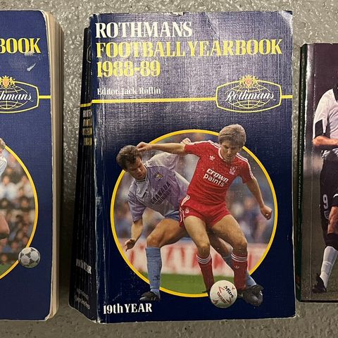 Rothmans Football Yearbook 1987-88 og 1988-89