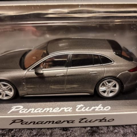 Porsche Panamera Turbo 1:43