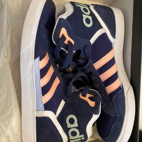 Adidas sko