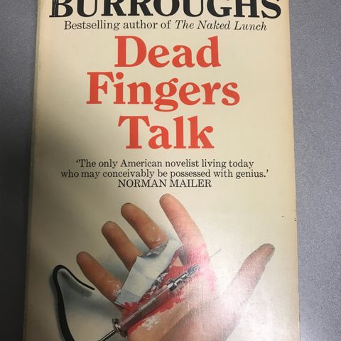 Dead fingers talk av William Burroughs