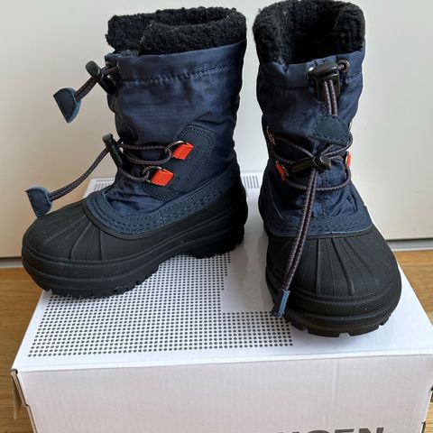 Helly Hansen winter boots size 24