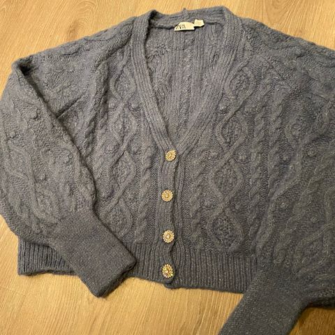 Zara Cardigan small