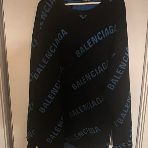 Balenciaga genser