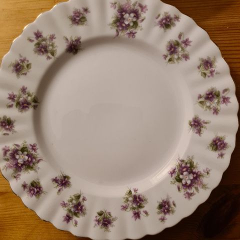 Asjetter Royal Albert Sweet Violetts 3 stk