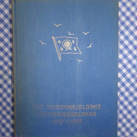 Det Nordenfjeldske Dampskibsselskab 1857-1957