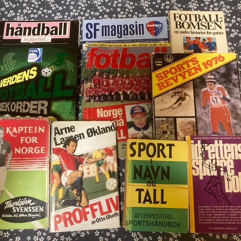 Diverse gamle idrettsblader og bøker helt tilbake til 1950