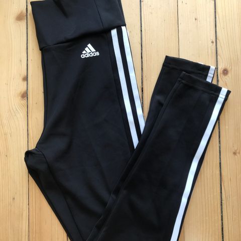 Adidas treningstights (S)