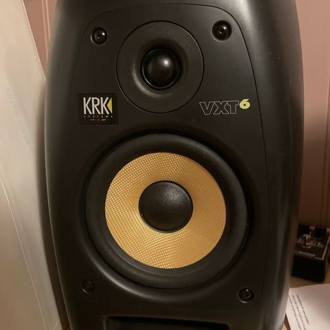 KRK VXT6