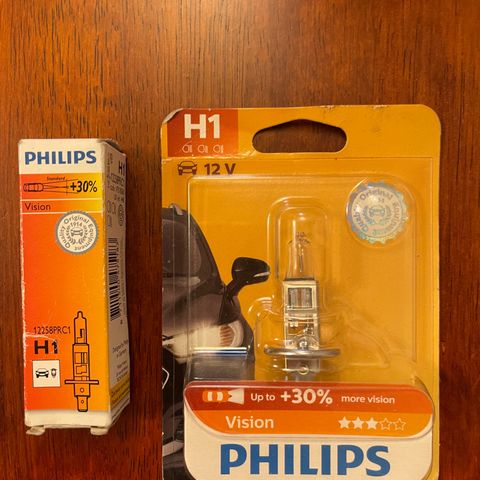 2 bil lyspærer: Philips h1  12258prb1 og Philips Vision Pære til frontlys: H1.