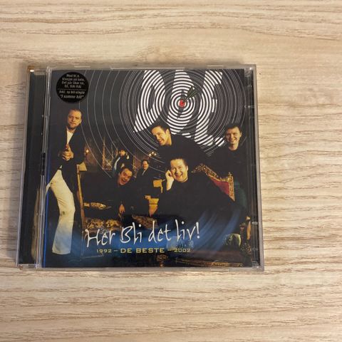 D.D.E. - Her Bli Det Liv! (1992 - De Beste - 2002)