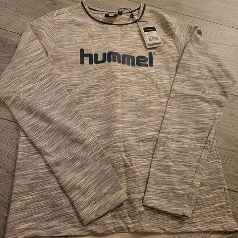Ny Hummel genser i str 164