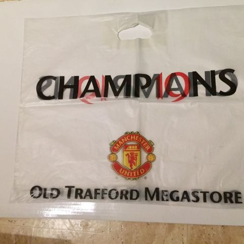 MANCHESTER UNITED - PLASTPOSE