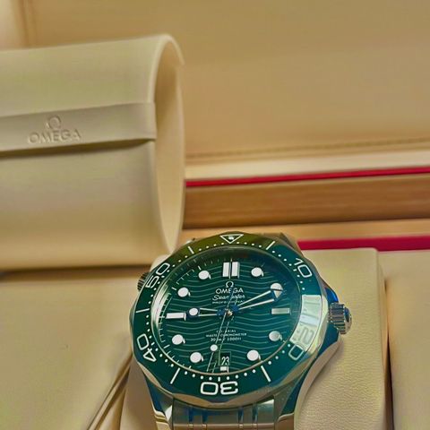 Omega Seamaster 300 grønn (Green dial & bezel)