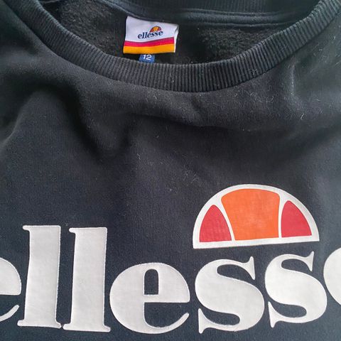 Ellesse genser