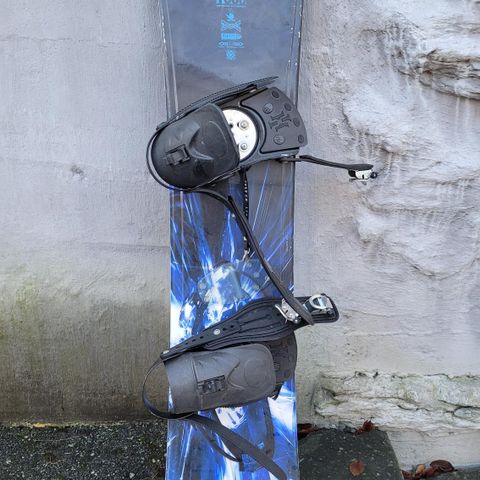 Snowboard  selges