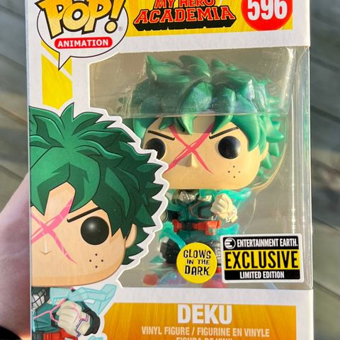 Funko Pop! Deku (Full Cowl) (Glow in the Dark) | My Hero Academia (596)