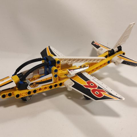 Display Team Jet (42044) fra Lego Technic