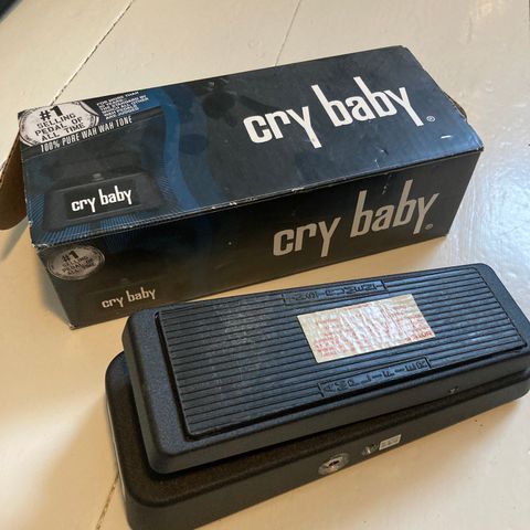 Dunlop Cry Baby Wahwah pedal GCB-95. Billig