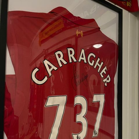 Signert Liverpool drakt (Carragher)