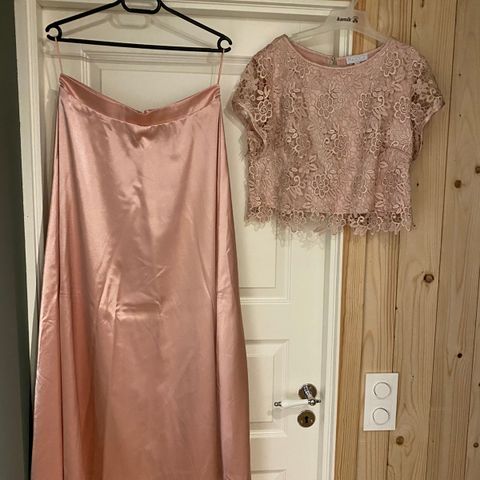 Nydelig todelt floyd kjole  lys rosa str L skjørt og topp