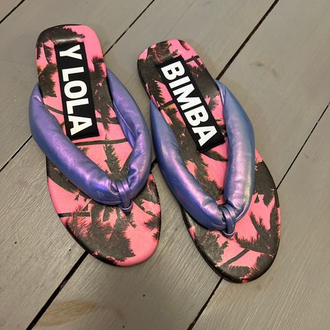 BIMBA y LOLA, Flip flopp 38. & Platå soter skinn Sandaler 39