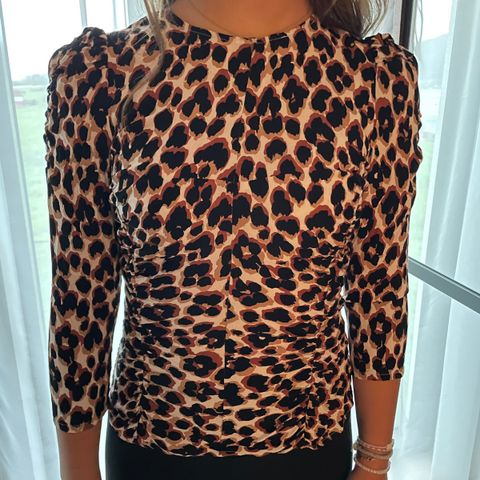 By Malene Birger Leopard topp