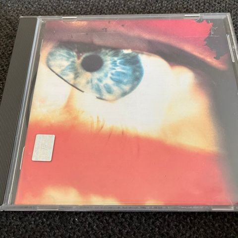 CD: The Cure «Kiss me Kiss me Kiss Me» (Meksikansk utgivelse)