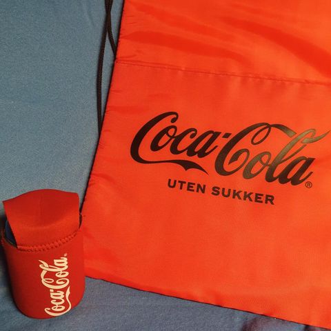 Nye Coca-Cola kjølebag og boks kjøler selges samlet kr 100,-