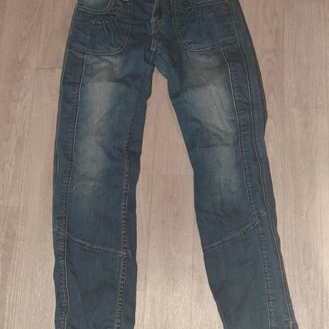 Jeans str 36