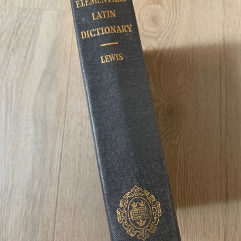 Elementary Latin Dictionary. Charlton Lewis