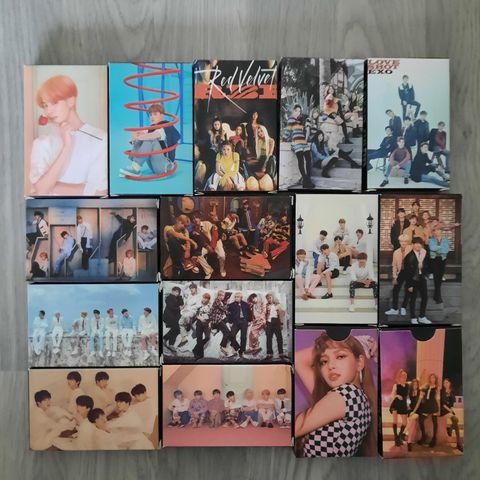 KPOP LOMO CARDS ( BTS , RED VELVET , BLACKPINK , EXO )