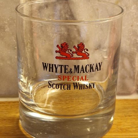 5 'Whyte&Mackay special scotch whisky' glass - 9 x 7,5 cm