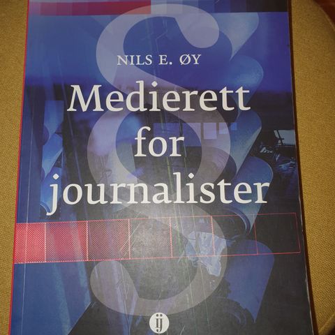 Medierett for journalister.  Nils E. Øy