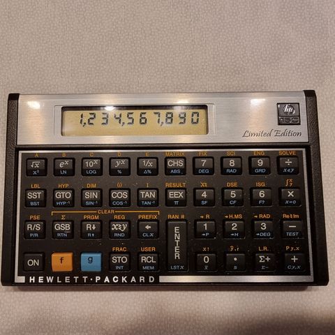 Ny, vintage HP15C Limited Edition Scientific Calculator #02404. Vurderes solgt.