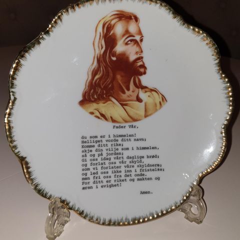 Veggtallerken - motiv av Jesus og Fader vår