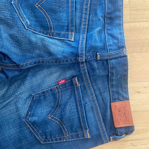 Levis jeans 833 skinny