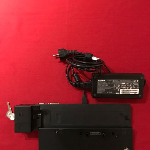 Lenovo dockingstasjon, ThinkPad Ultra Dock