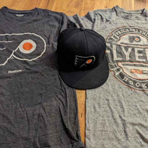 Philadelphia flyers t-shorter og caps, lite brukt selges