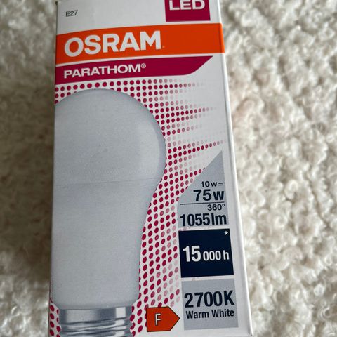 LED pære: Osram Parathom75w 1055lm (x8).