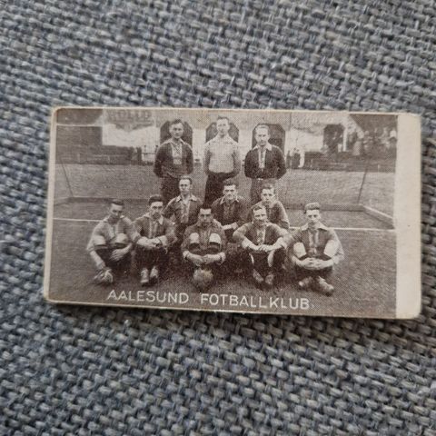 Aalesund Fotballklubb Tiedemanns Tobak samlekort anno ca 1920