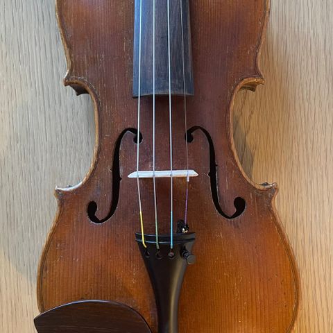 4/4 Fiolin over 100 år gammel fra Tyskland