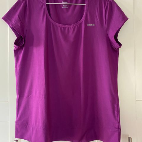 Reebok Treningstopp / T-Skjorte / Topp Str XL