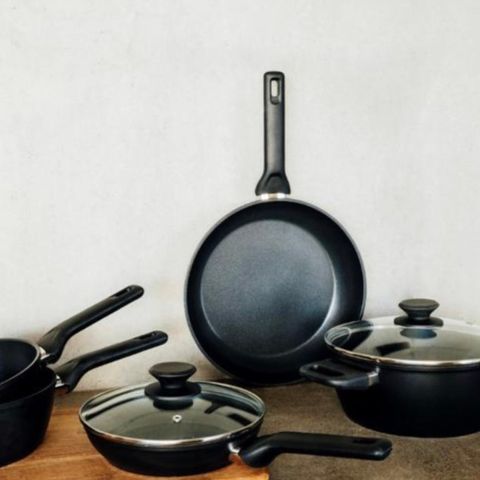 kitchen essentials grytesett