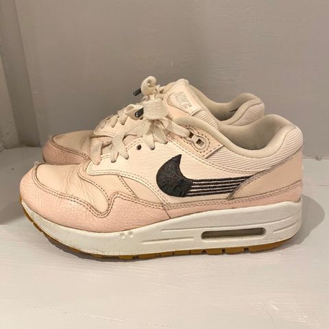 Nike Air Max rosa skinn strl 36