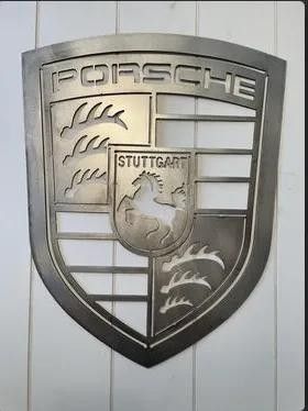 Porsche logo i vedlikeholdsfri aluminium