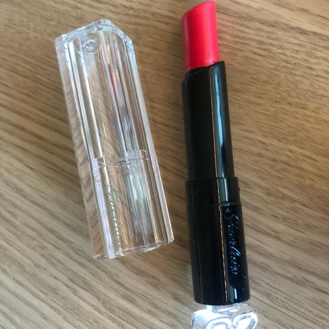 Guerlain La Petite Robe Noire Lipstick Leppestift