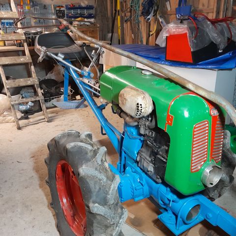 Rapid traktor