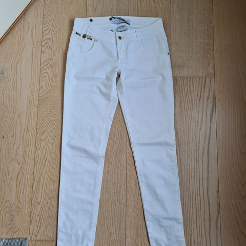 MET jeans str 29