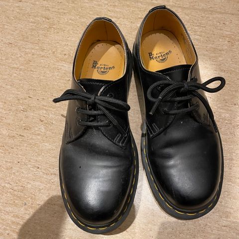 Dr Martens, svært pent brukt