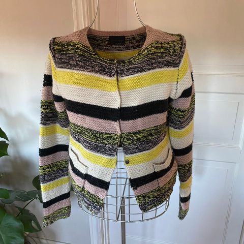 Stella Nova Cardigan i ull str 40 selges